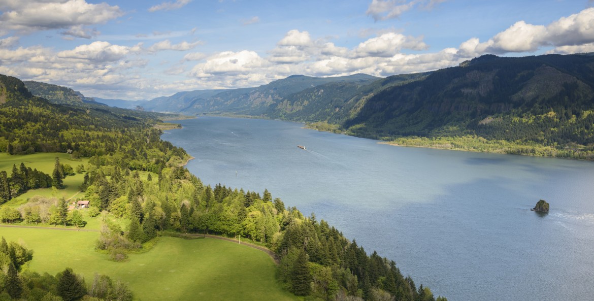 a view of the Columbia River from Cape Horn, image