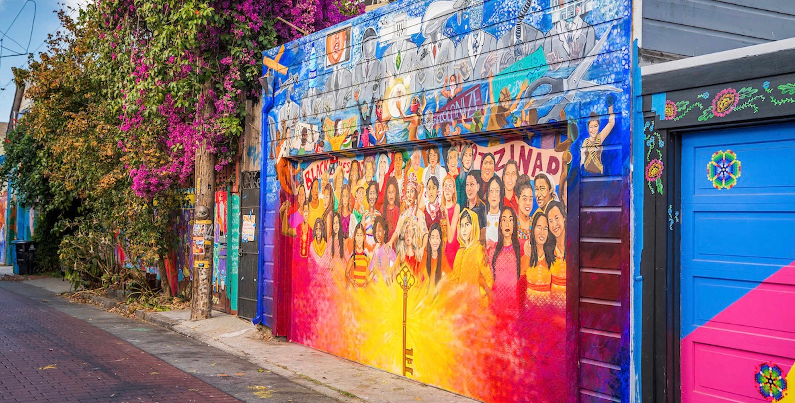 one of the murals brightening Balmy Alley in San Francisco's Mission District