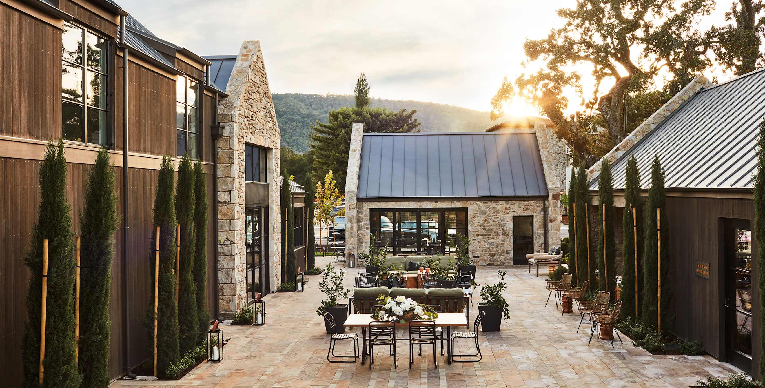 Stewart Cellars tasting room outdoor table