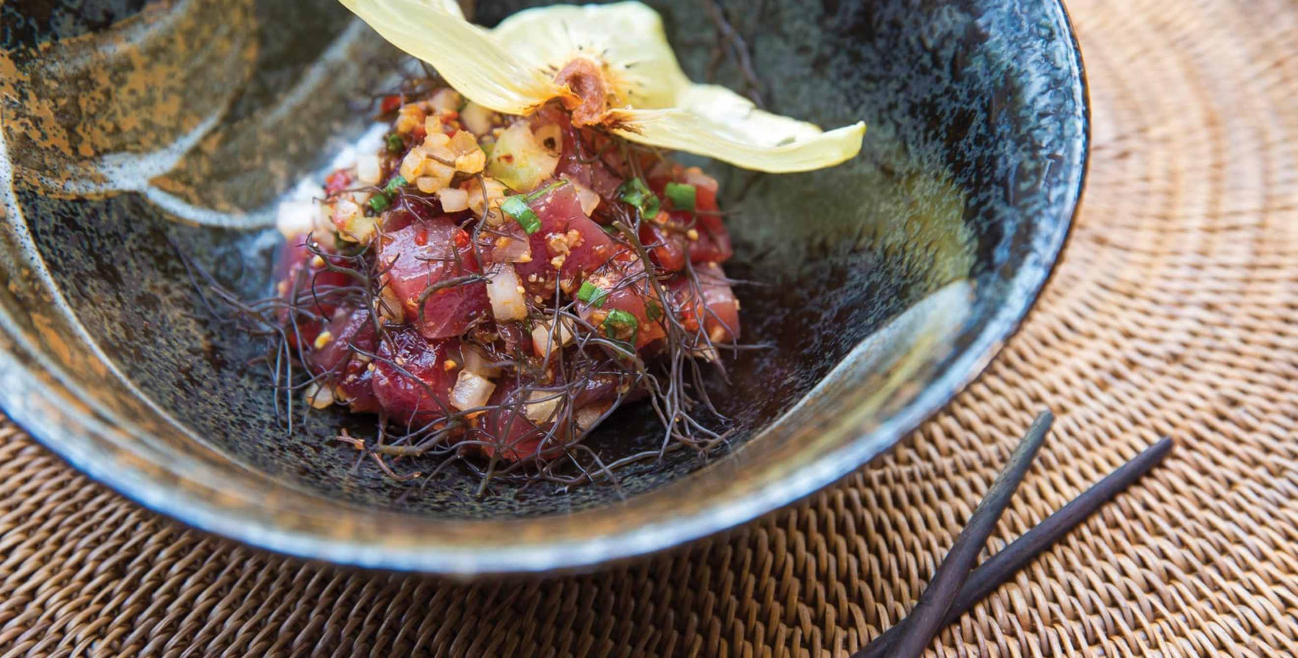 picture of the signature hawaiian ahi poke at the Ulu Ocean Grill in Kona