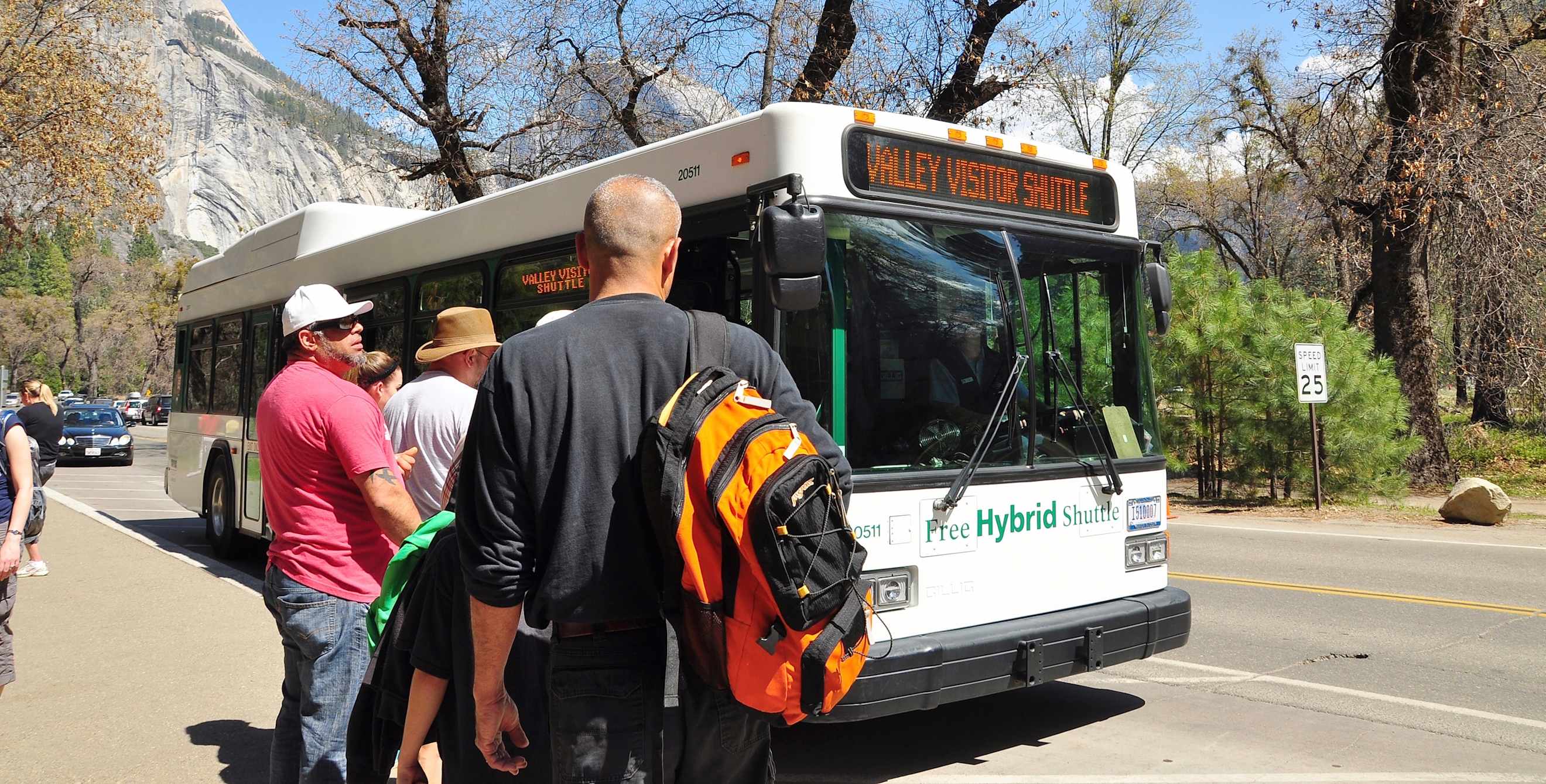 Visitors getting on the bus in Yosemite Valley