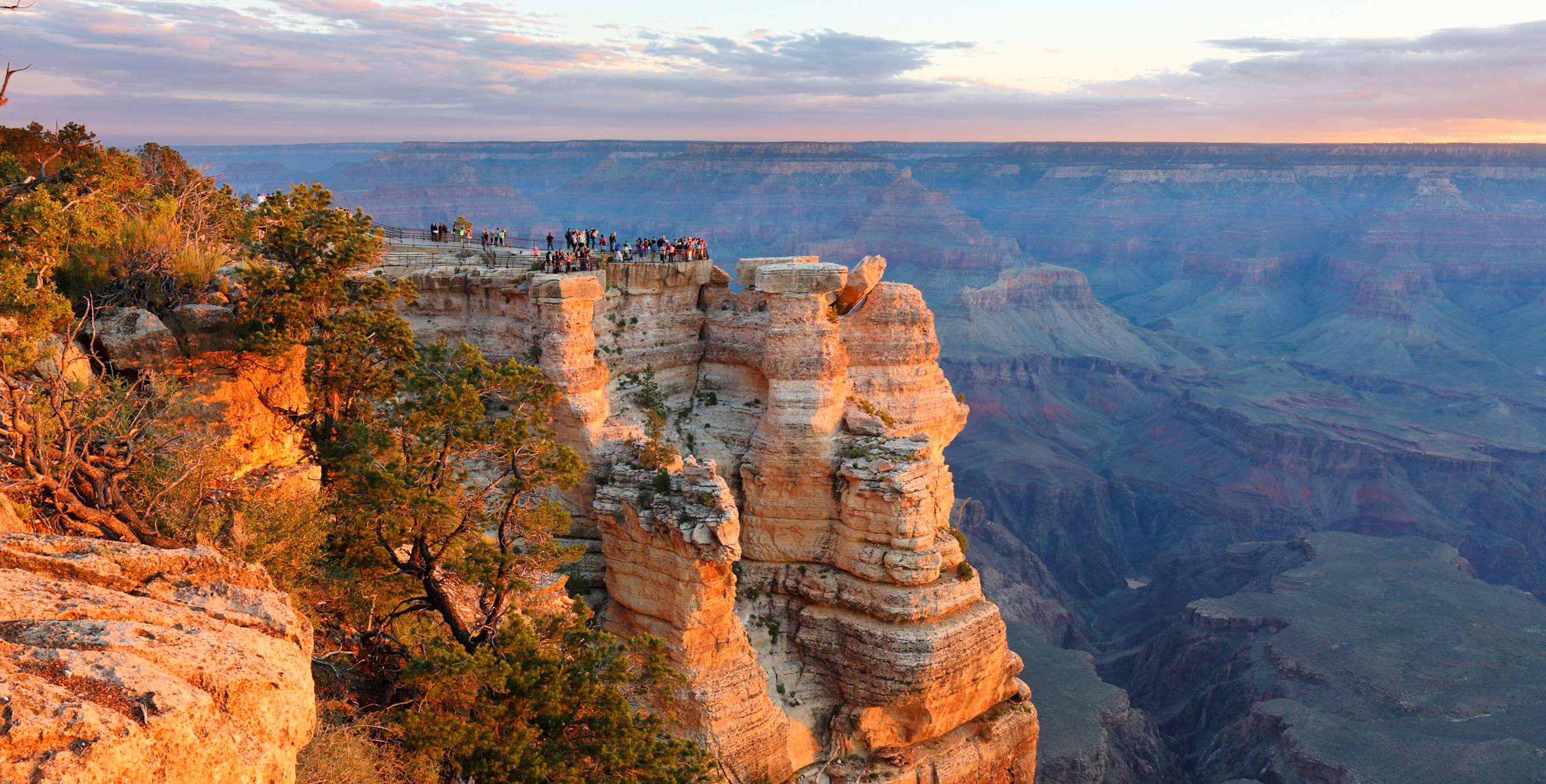 Sunrise at the South Rim's Mather Point in the Grand Canyon National Park.