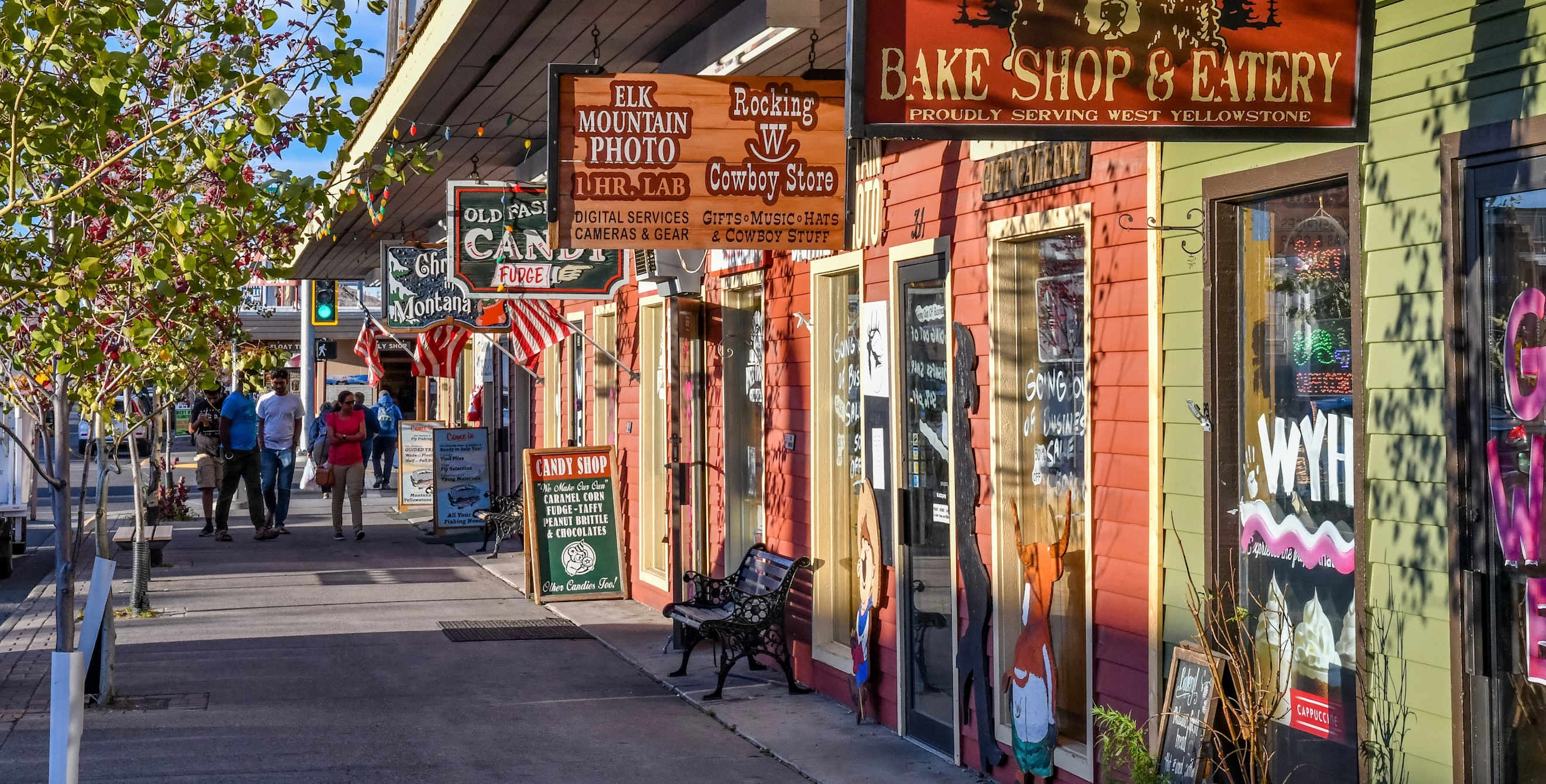 shops along Canyon Street in West Yellowstone