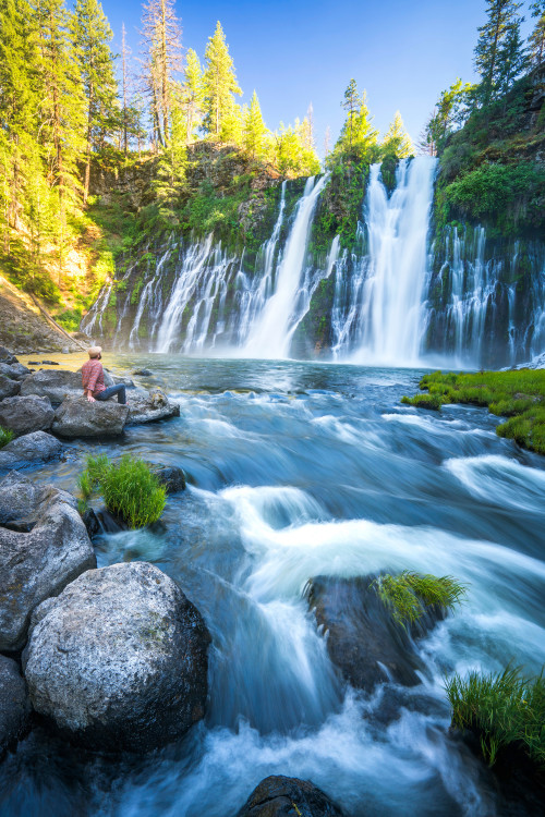 Burney Falls at McArthur–Burney Falls Memorial State Park, California, picture