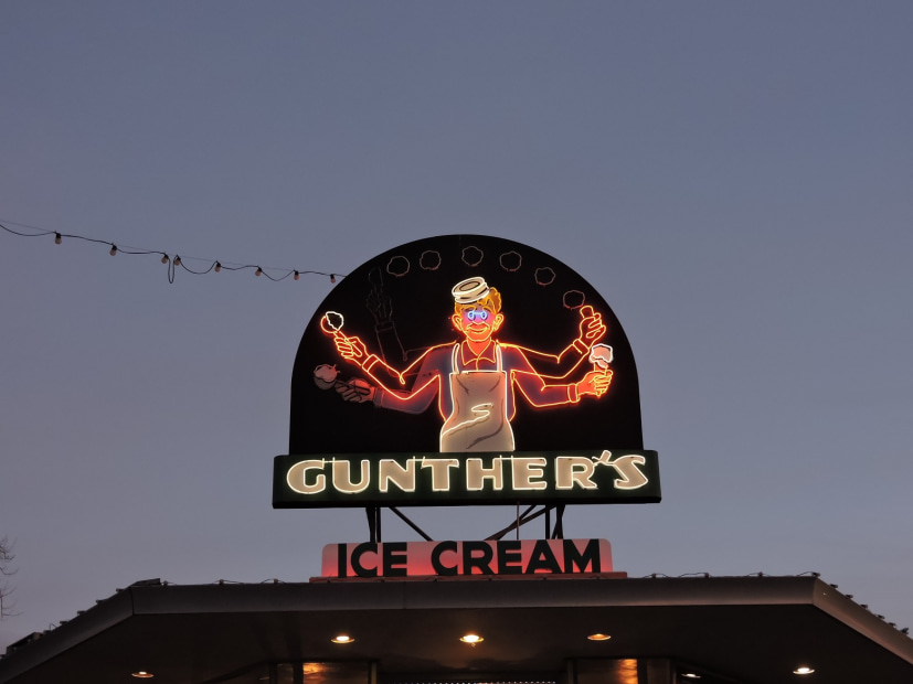 the Jugglin Joe sign on top of Gunther's Ice Cream Shop in Sacramento, California, picture