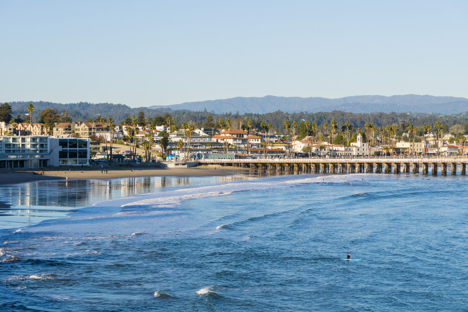 the Santa Cruz Wharf in California, picture