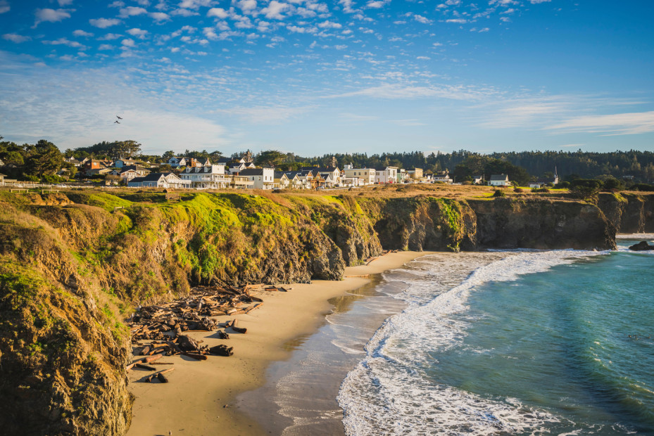 Mendocino coastline and Pacific Ocean in Northern California, picture