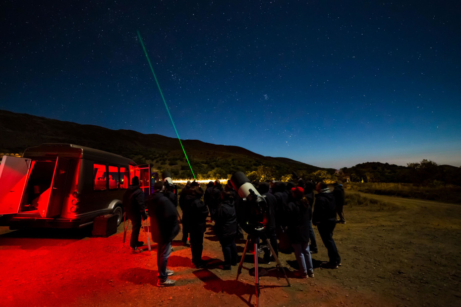 Group stargazing with a telescope on Mauna Kea, picture