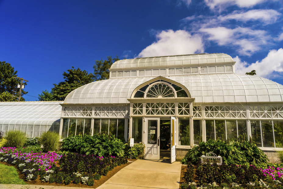 Conservatory at Seattle's Volunteer Park, picture