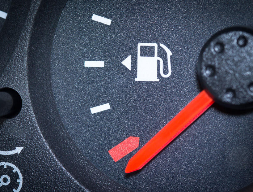 gas gauge points to empty, find the tank AAA tip, how to be a smarter car owner, picture