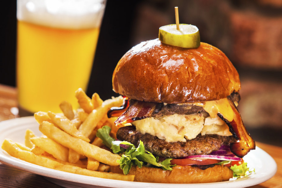 mashed potato burger with fries and beer at Bumbleberry Flats in Laughlin, Nevada, picture