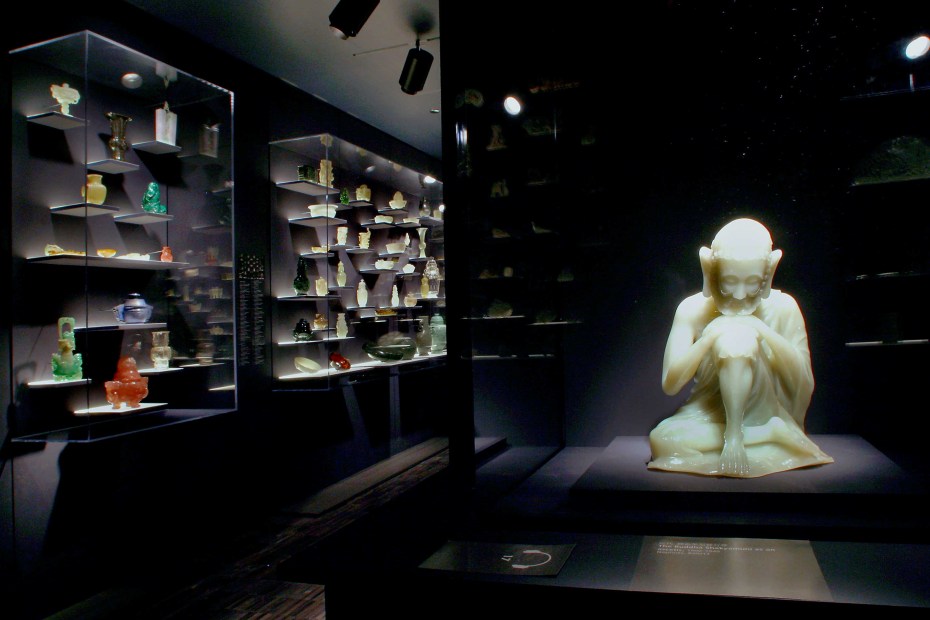 jade pieces at the Asian Art Museum in San Francisco, image