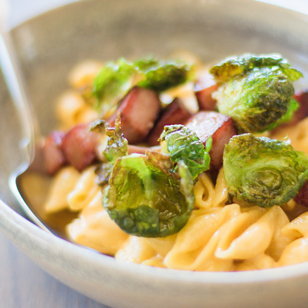 mac 'n cheese with brussel sprouts, Bird and the Bottle, Santa Rosa, California, image