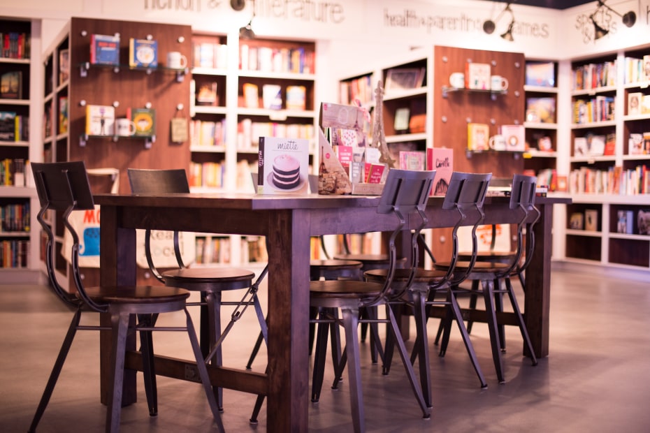 Book displays and a community table at Face in a Book bookstore in El Dorado Hills, California, photo