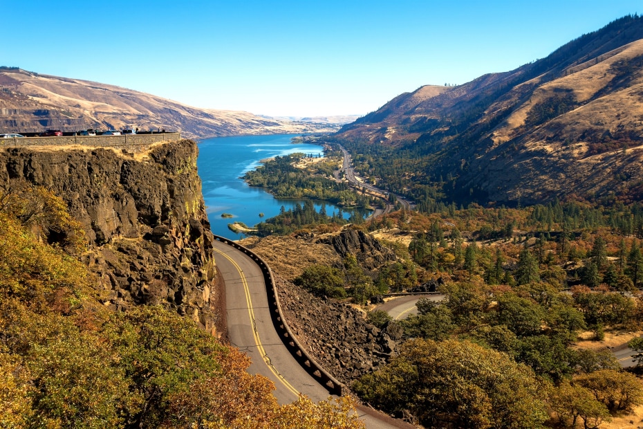 Rowena Crest and Columbia River Highway.