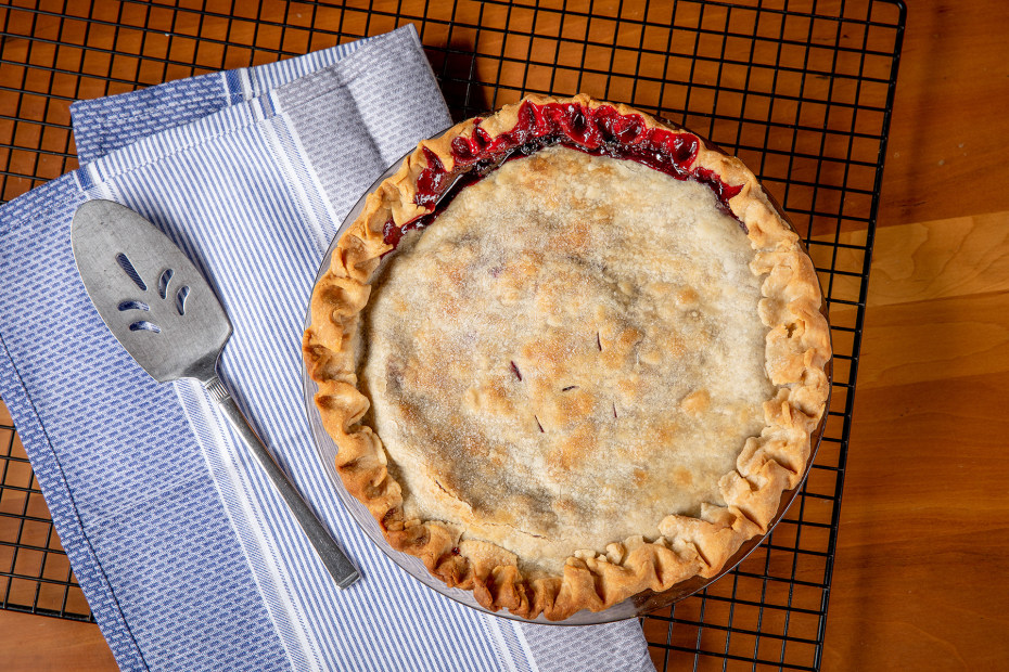 freshly baked huckleberry pie from Sweet Things by Julie of Bingen, Washington, picture