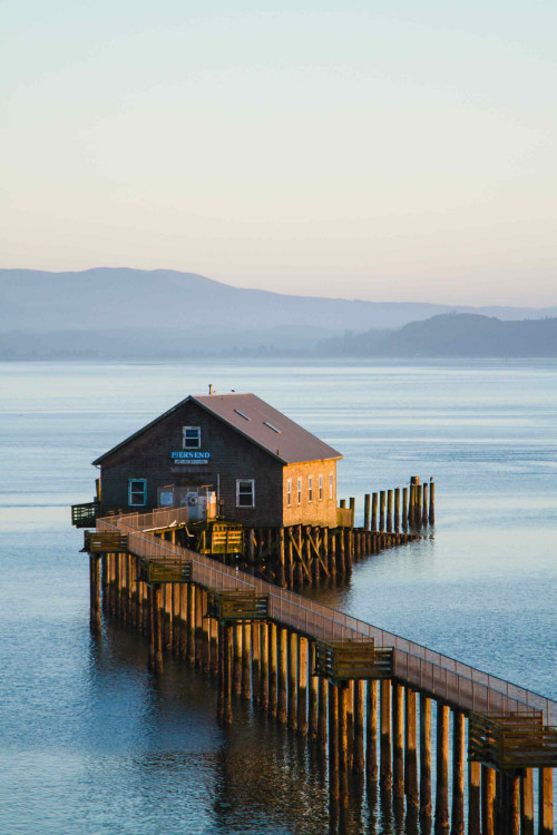 boathouse at Pier's End in Garibaldi, Oregon