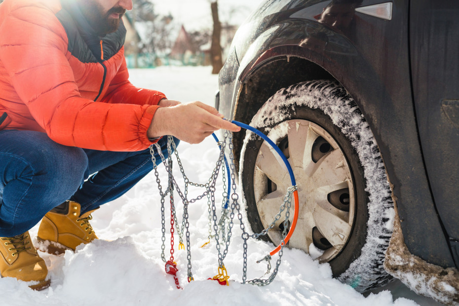 How to Install and Drive with Snow Chains and Tire Cables