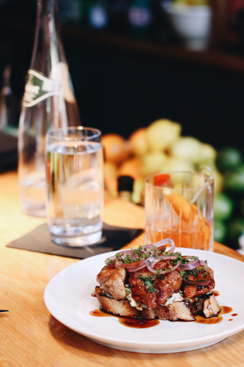 picture, veal sweetbreads on toast and Mr. Wolfe cocktail at L’Abattoir in Vancouver, British Columbia