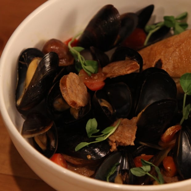 bowl of steamed mussels with andouille sausage in ale broth at Cold Water Brewery & Grill in  South Lake Tahoe, California, picture