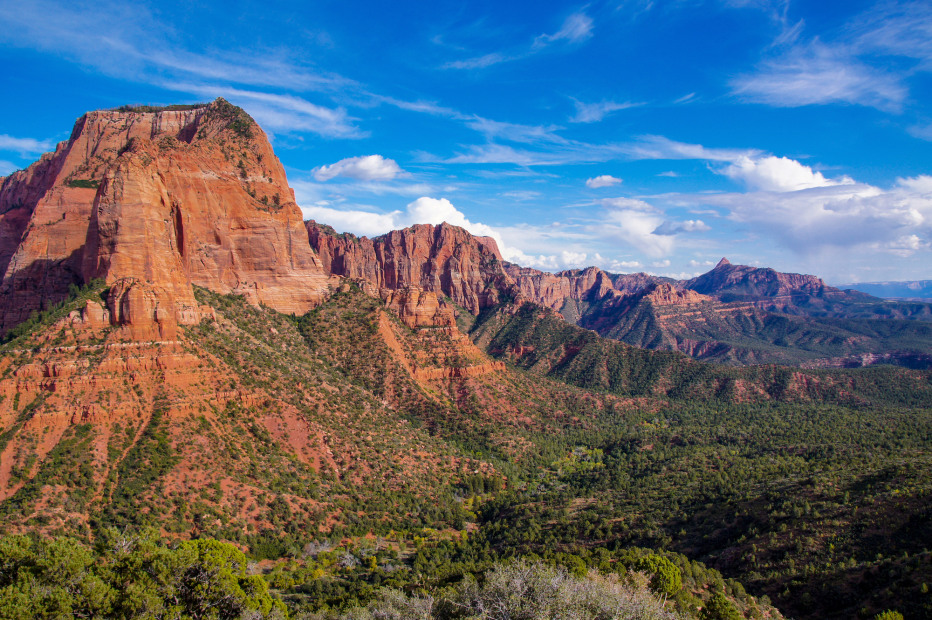 picture of the Kolob Canyon Valley in Zion National Park