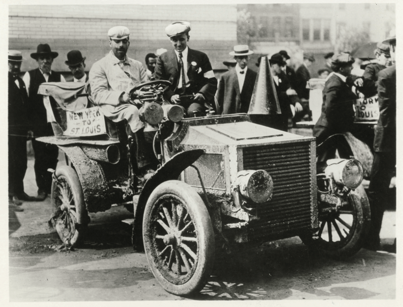 picture of Augustus Post in the driver's seat of a 1905 Glidden Tour car