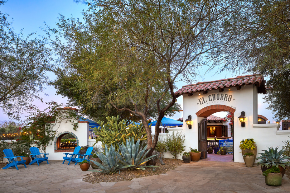 The patio outside El Chorro.