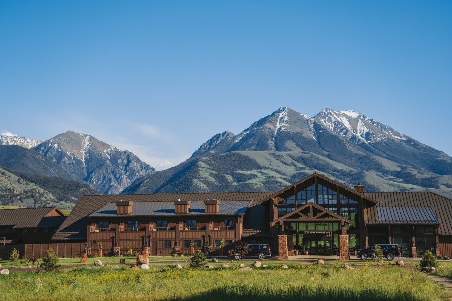 The Absaroka Mountains create a backdrop for the Sage Lodge near Yellowstone.