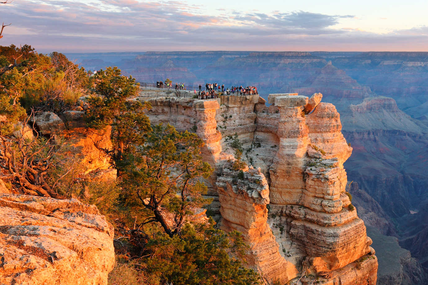 Sunrise at the South Rim's Mather Point in the Grand Canyon National Park.
