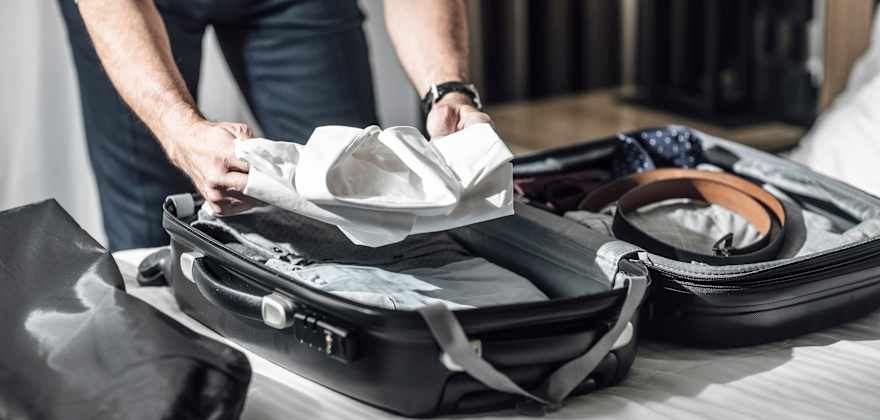 How to Safely Pack Medications to Travel