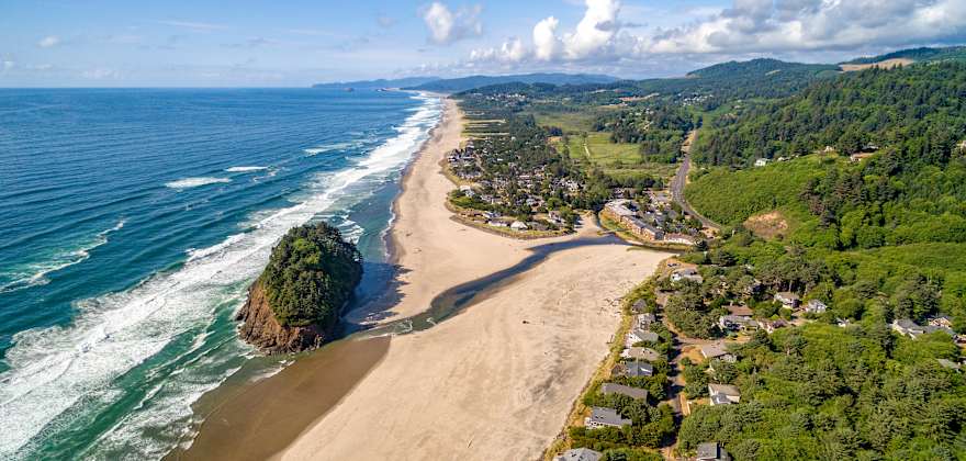 10 Charming Coastal Towns in the West