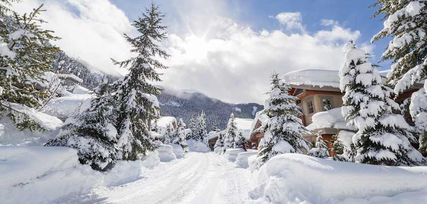 Best Mountain Towns for Winter