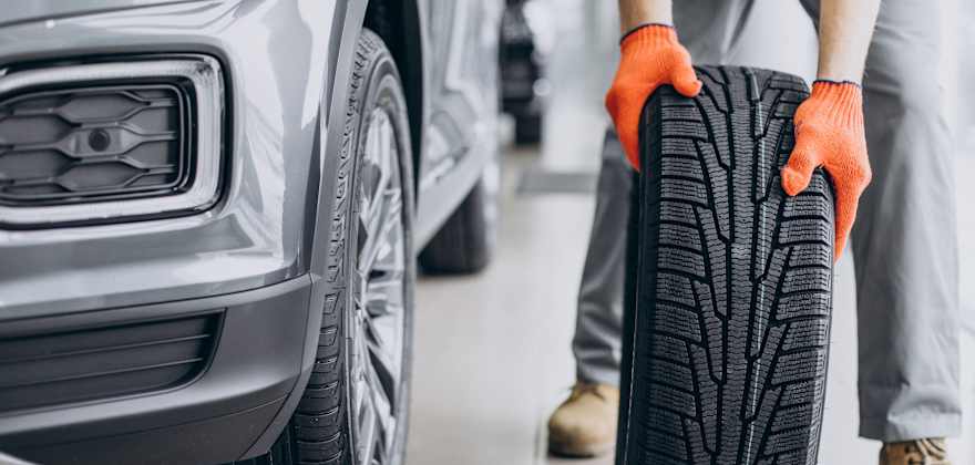 When to Replace Tires and How to Buy New Ones