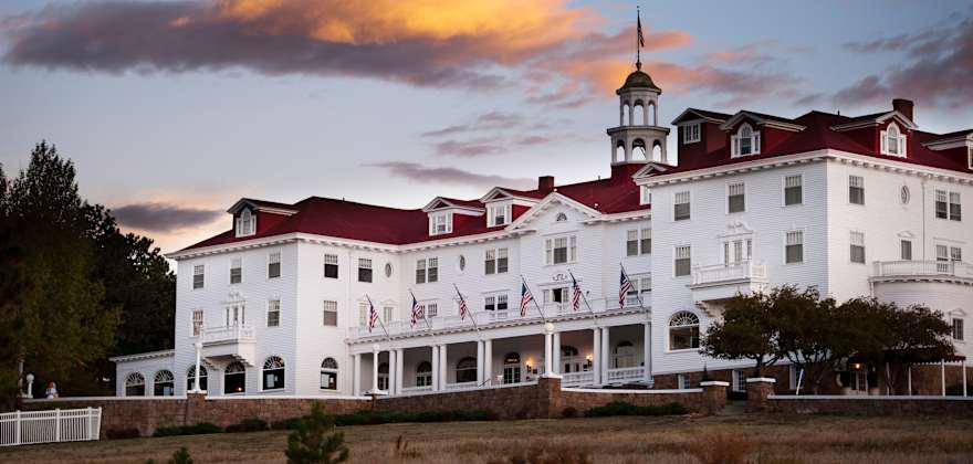 The Colonial-Revival style Stanley Hotel. 