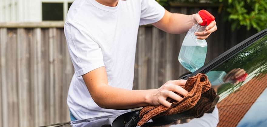 How to Clean Your Car Windshield