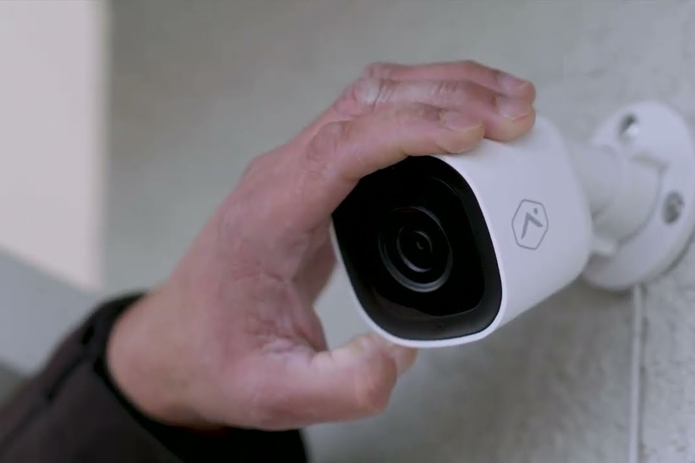 Outdoor camera installation guide