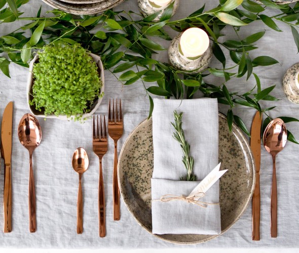 How to Set the Perfect Table for Any Holiday or Occasion