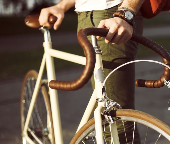 11 Tips to Bike to Work Safely and Comfortably