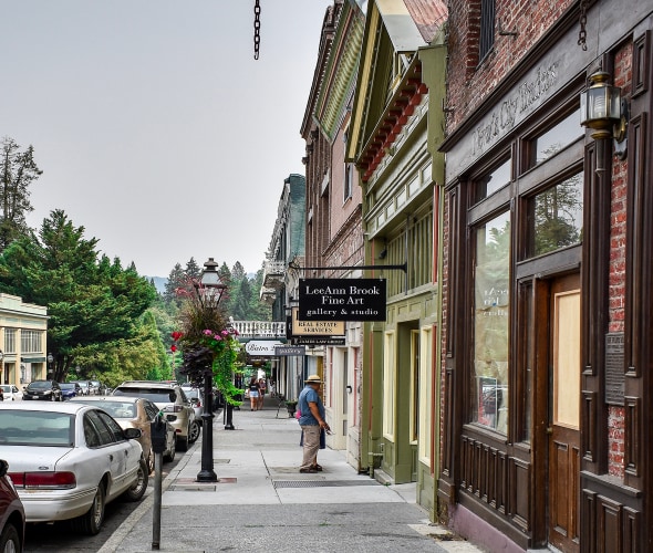 A couple windowshops in downtown historic Nevada City.