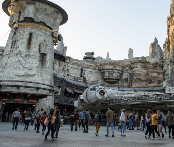 The 8 Coolest Things About Star Wars: Galaxy’s Edge