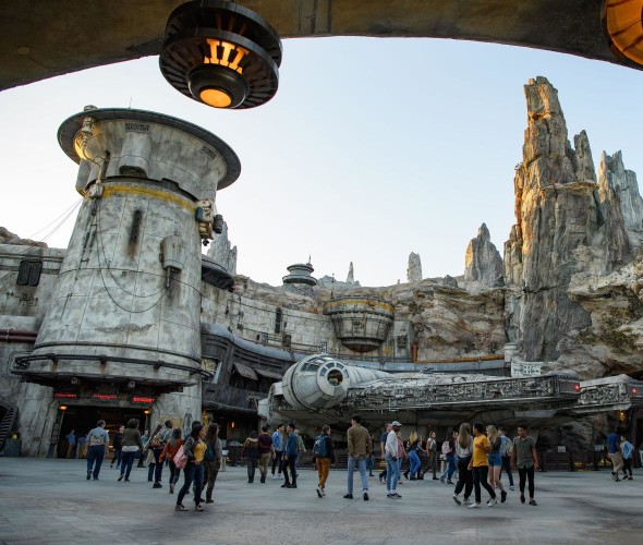 Inside Disney’s New Star Wars Land, Galaxy’s Edge