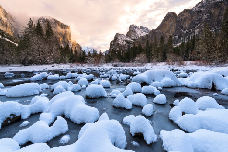 What to Do in Yosemite National Park in Winter Via