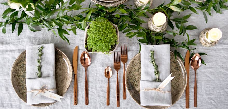 How to Set the Perfect Table for Any Holiday or Occasion