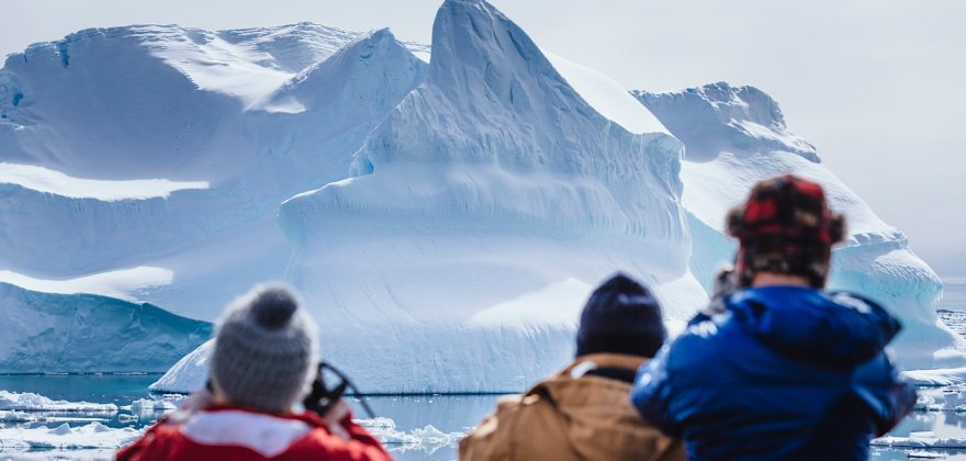 How to Plan a Big Family Trip