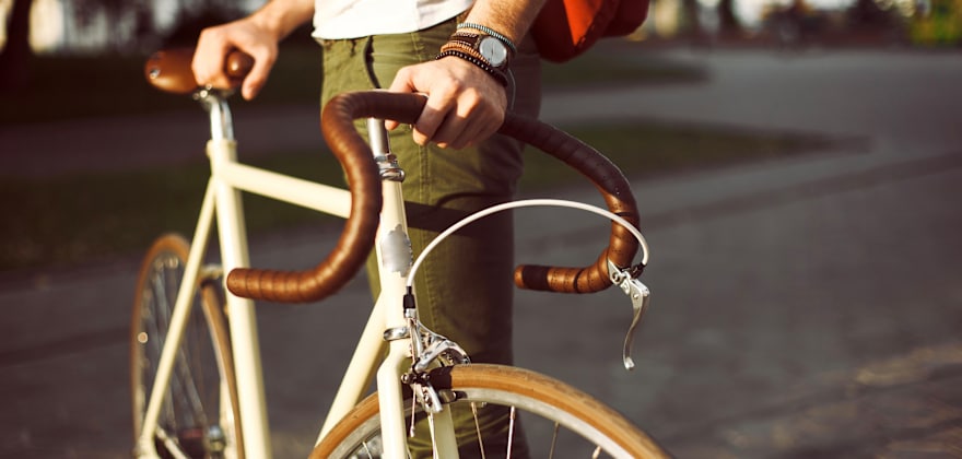 11 Tips to Bike to Work Safely and Comfortably