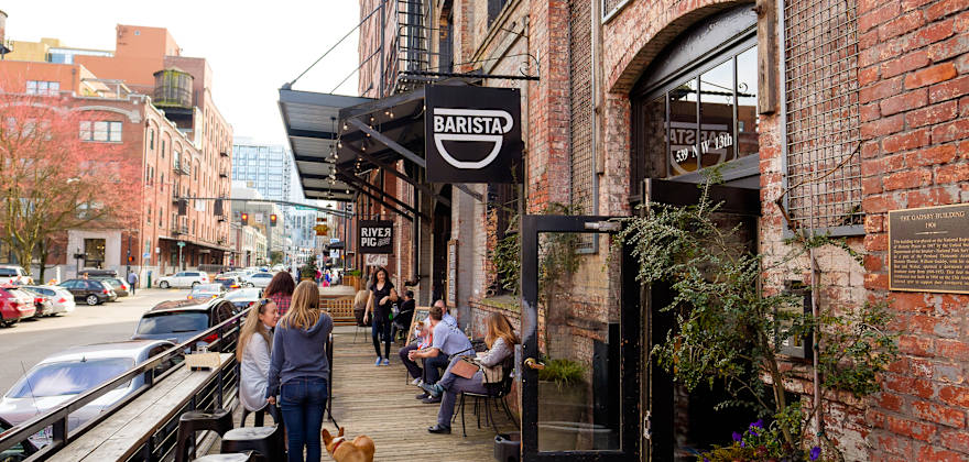 Portland's Pearl District: A Hip Dining Destination