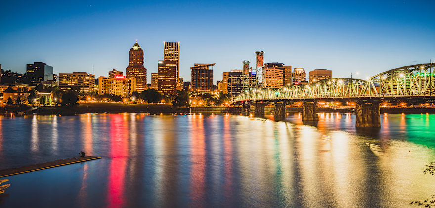 Best City for Visitors: Portland or Seattle?