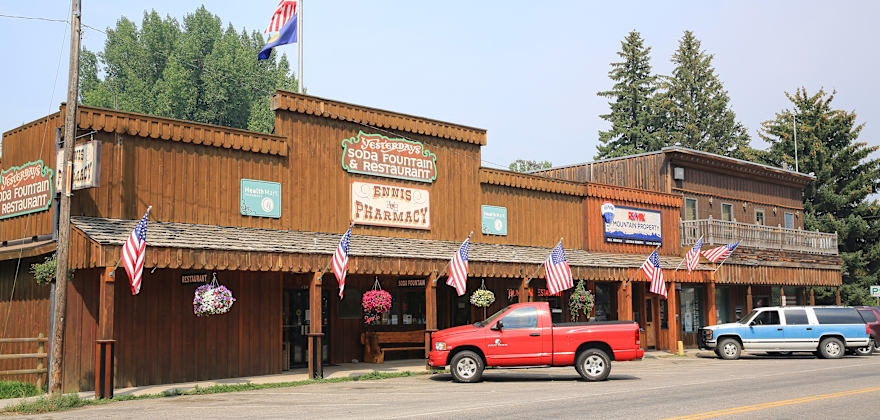 Ennis, Montana: Quaint Yellowstone Gateway Town