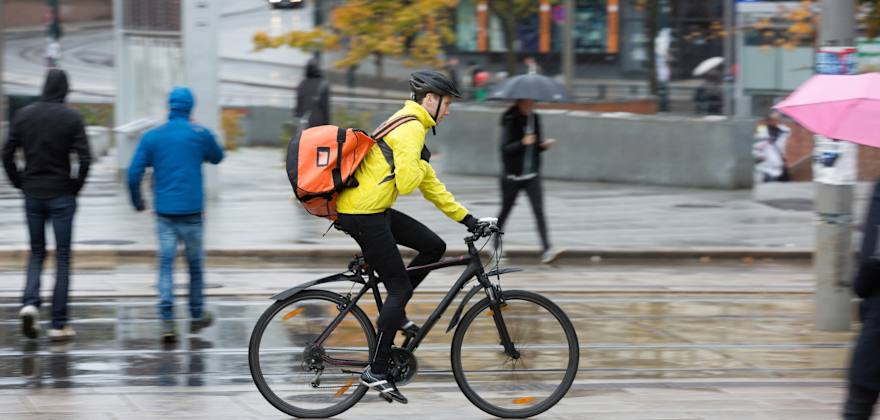 How to Stay Safe While Riding a Bike