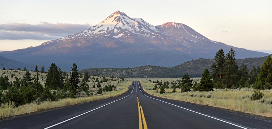 Mt. Shasta, California: Groovy Weekender